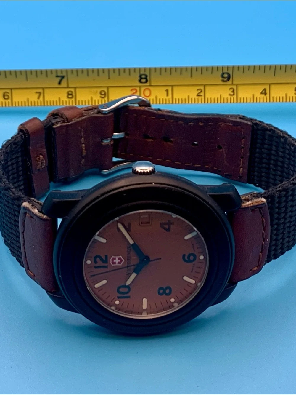 VICTORINOX YEOMAN Rare Men’s Vintage Swiss Wristwatch St Steel Works New Battery